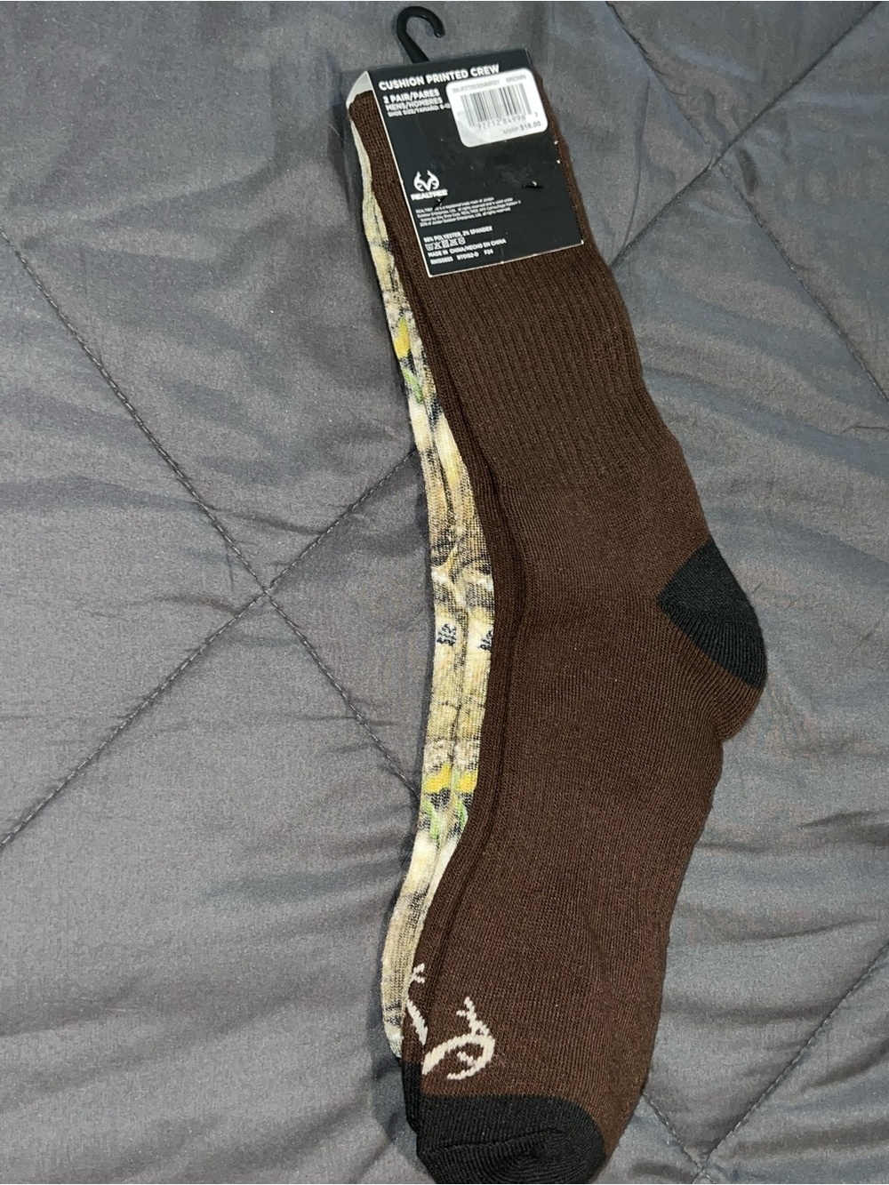 Realtree Men’s Cushion Printed Crew Socks – 2 Pair – Camo – Brown